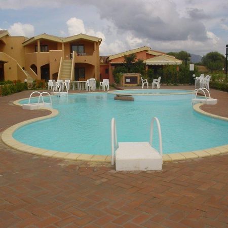 Casa Vacanza A Porto Istana Murta Maria Buitenkant foto