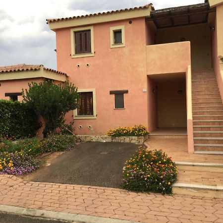 Casa Vacanza A Porto Istana Murta Maria Buitenkant foto